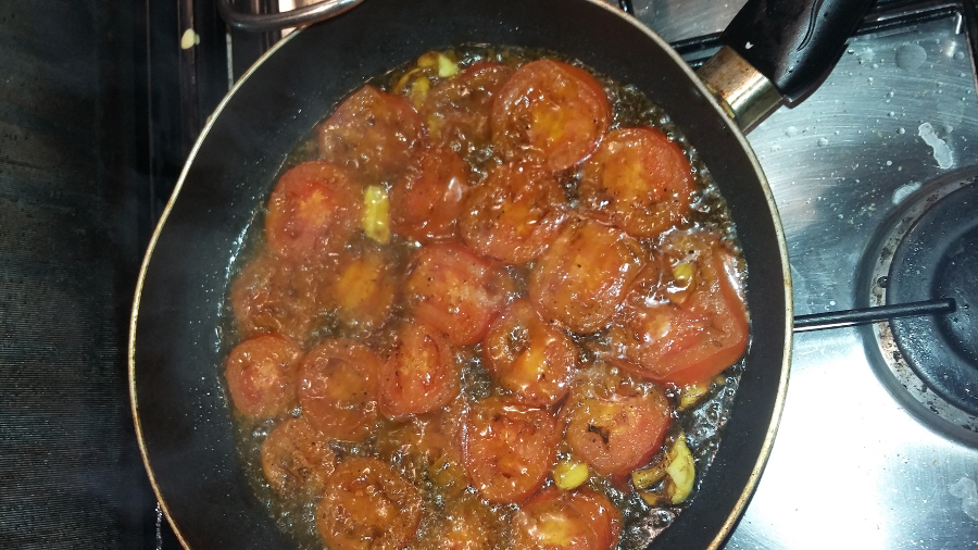 cooked tomatoes
